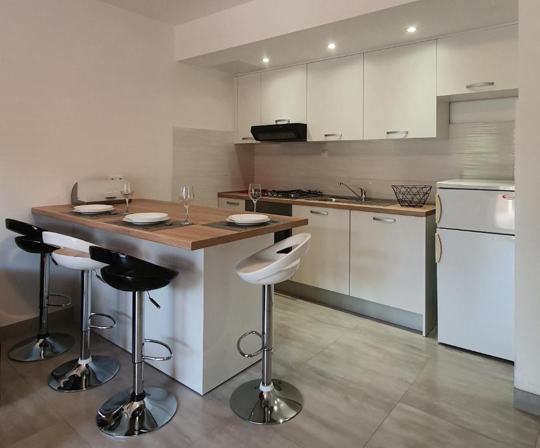 Apartments Grskovic G. Setaliste Šilo Kültér fotó